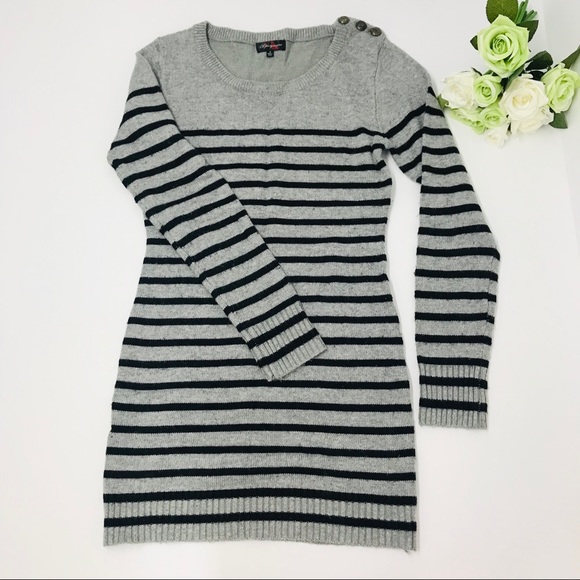 SPICYSUGAR Dresses & Skirts - SPICYSUGAR STRIPED DRESS GREY COLOR SZ M